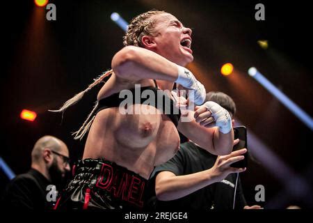 daniella boxing celebration|OnlyFans star Daniella Hemsley flashes crowd。